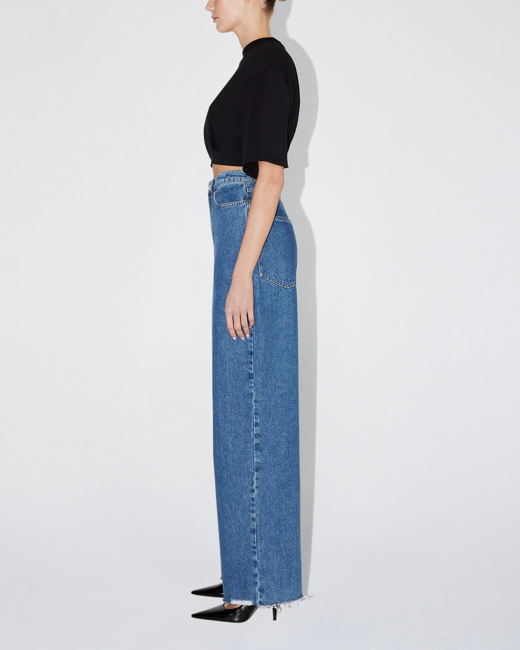 Boxy Cropped Tee | Black - Image 4