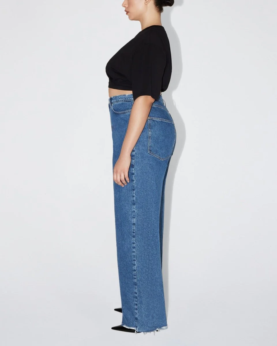 Boxy Cropped Tee | Black - Image 8