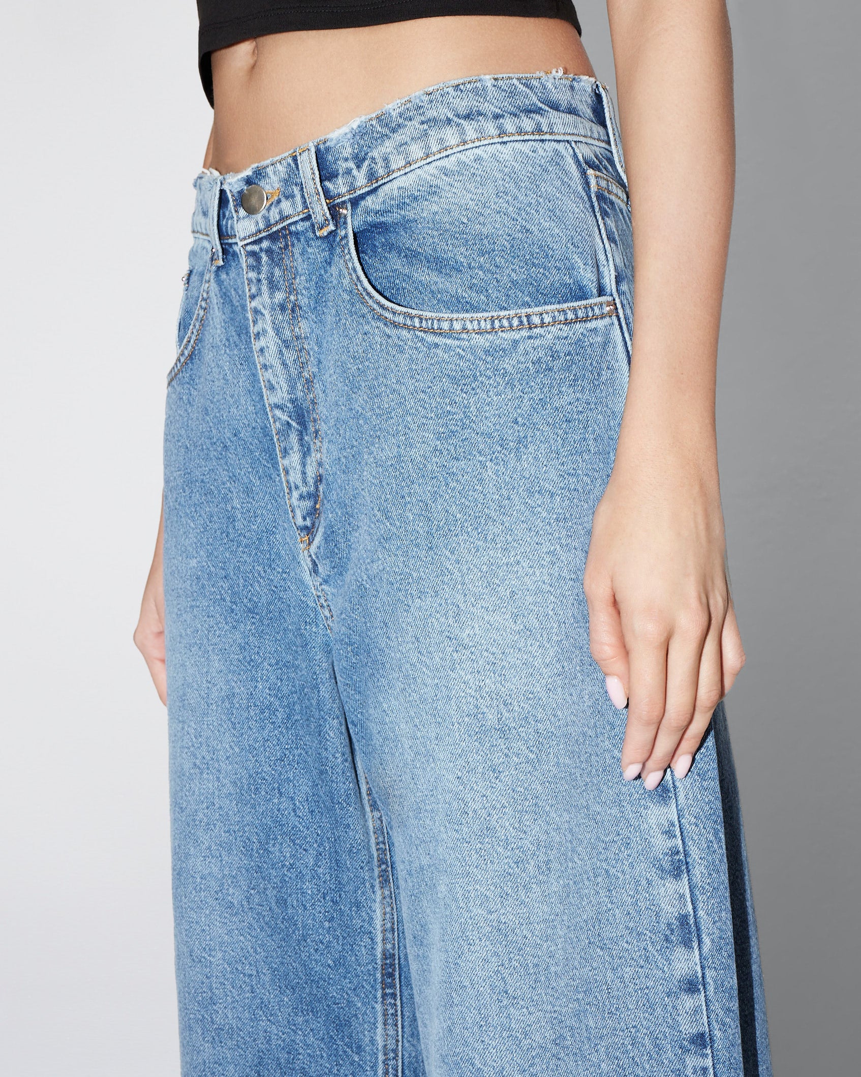 Classic Low Rise Denim | Light Wash - Image 16