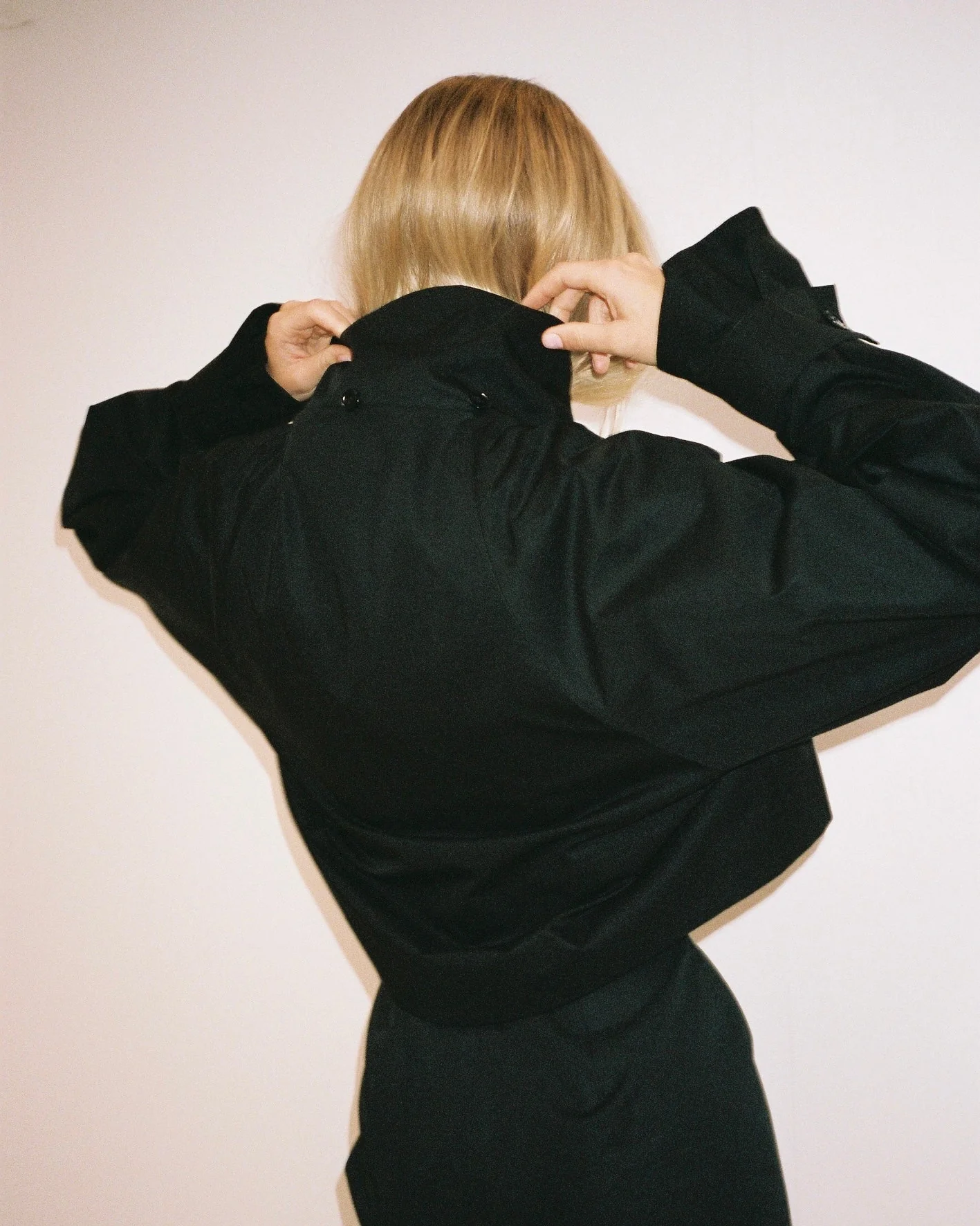 Cropped Parka | Black - Image 5
