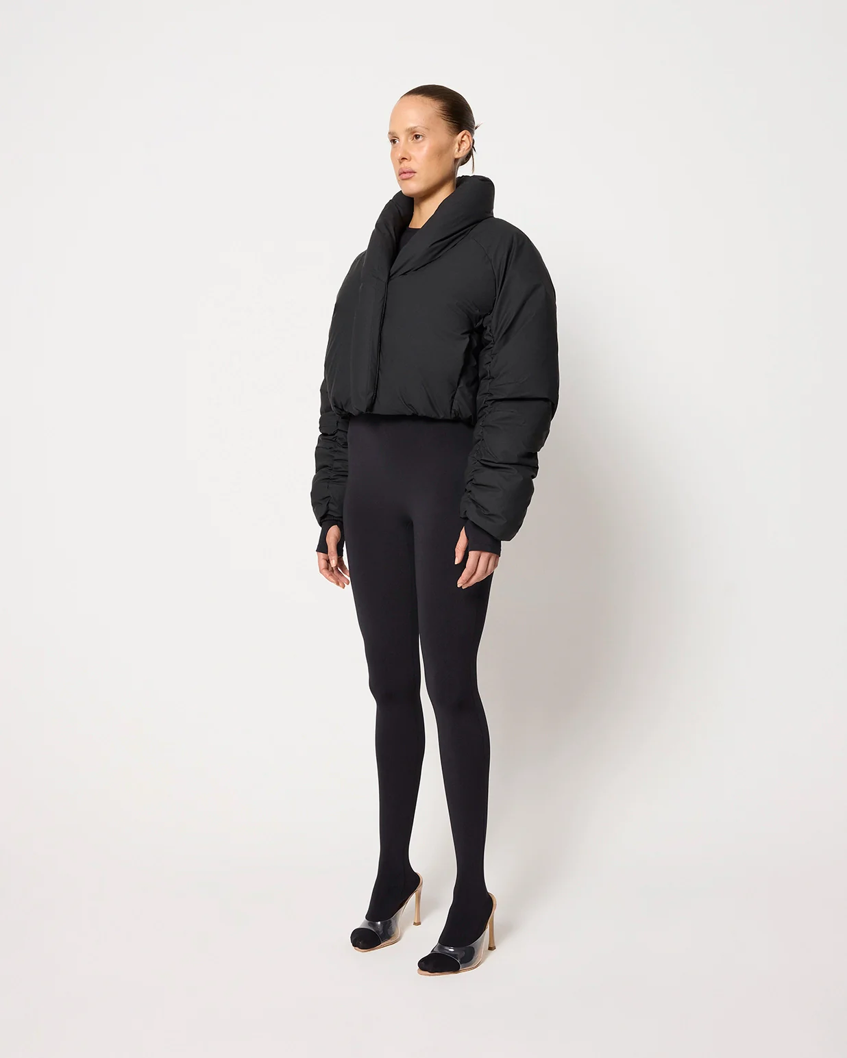 Cropped Puffer Jacket | Black - Image 4