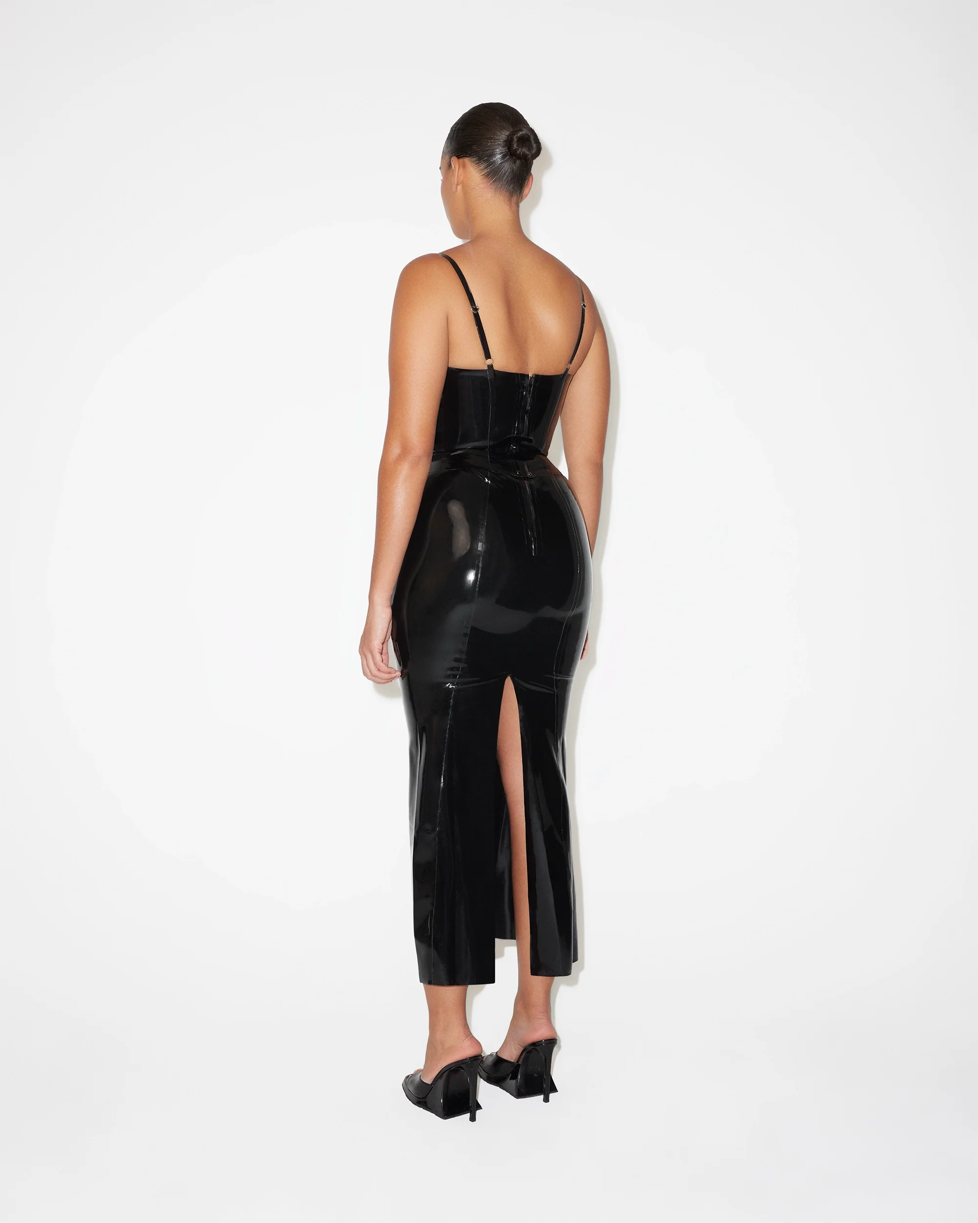 Latex Plunge Tank | Black - Image 5