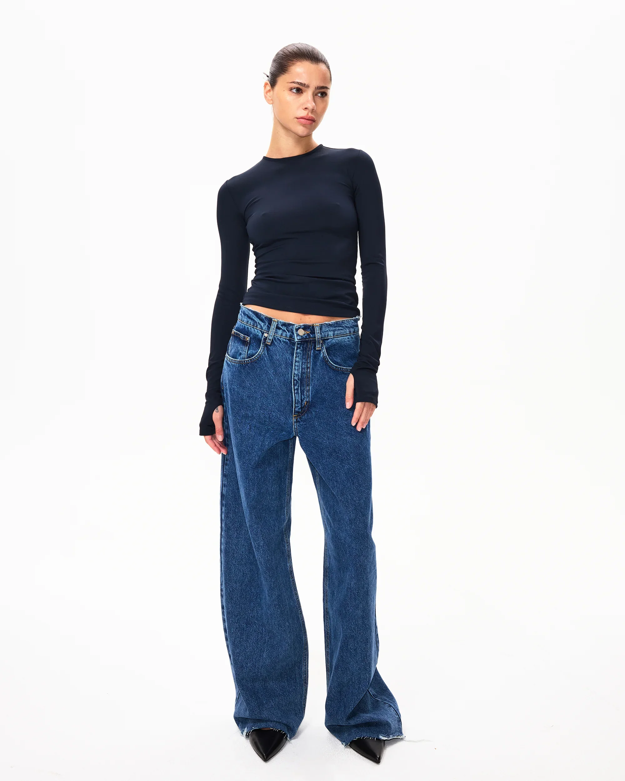 Long Sleeve Thumb Hole Tee | Midnight - Image 10