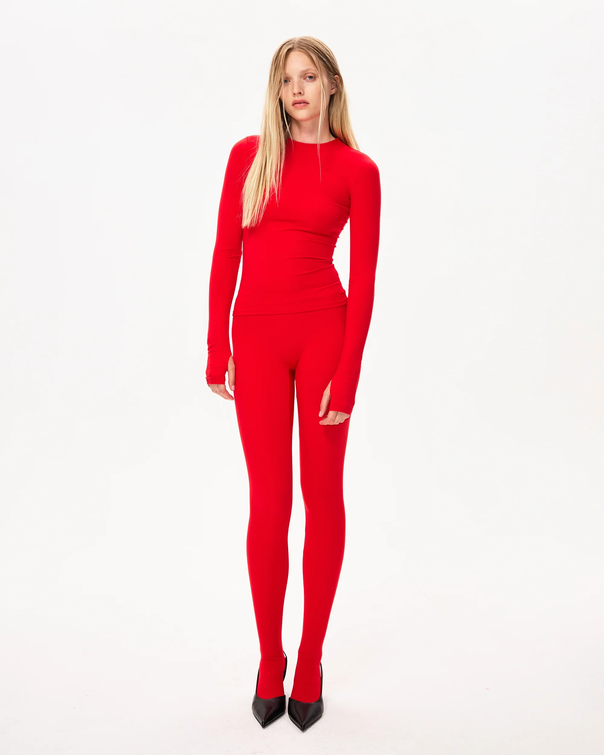 Long Sleeve Thumb Hole Tee | Scarlet - Image 3