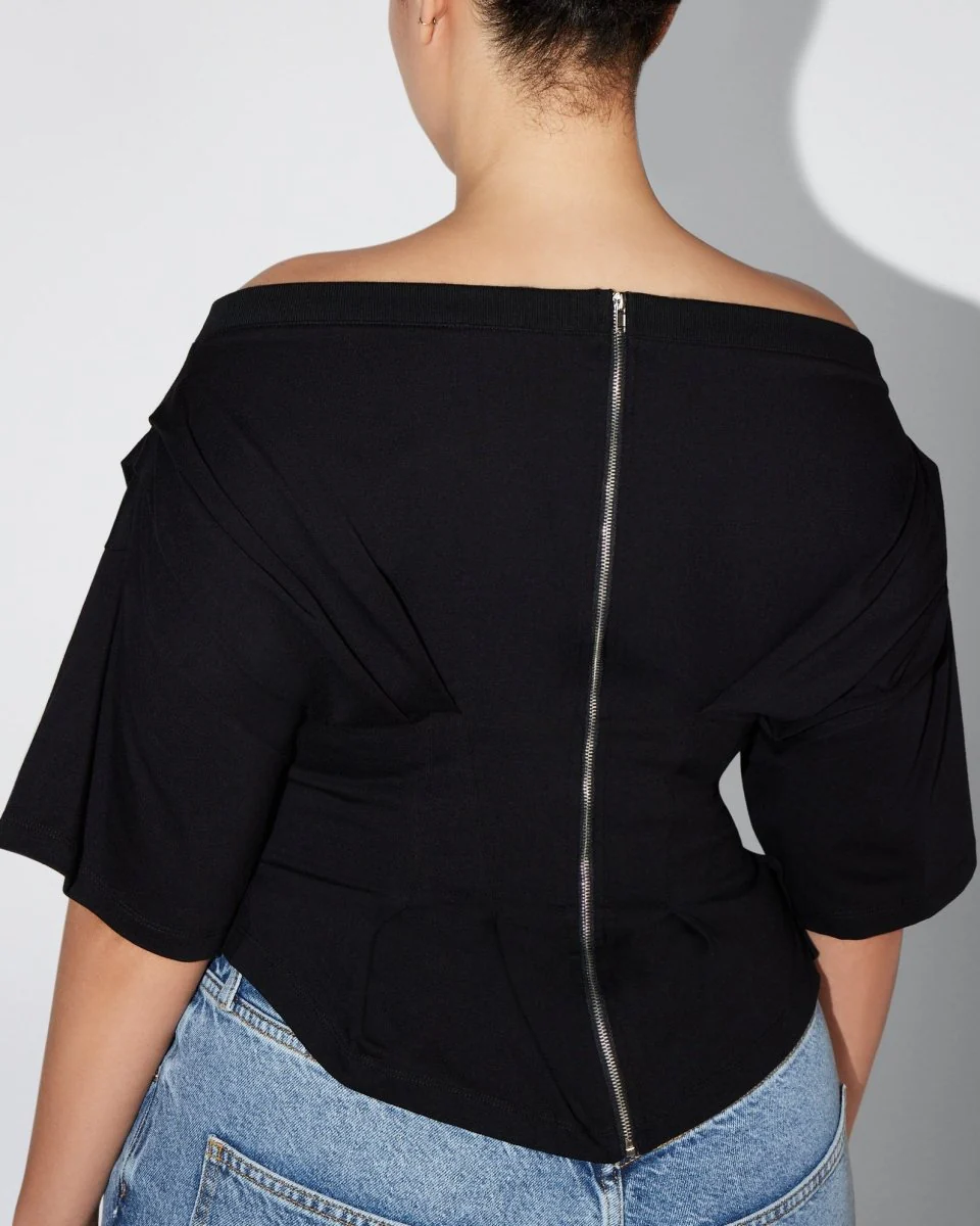 Off the Shoulder Cinching Tee | Black - Image 10