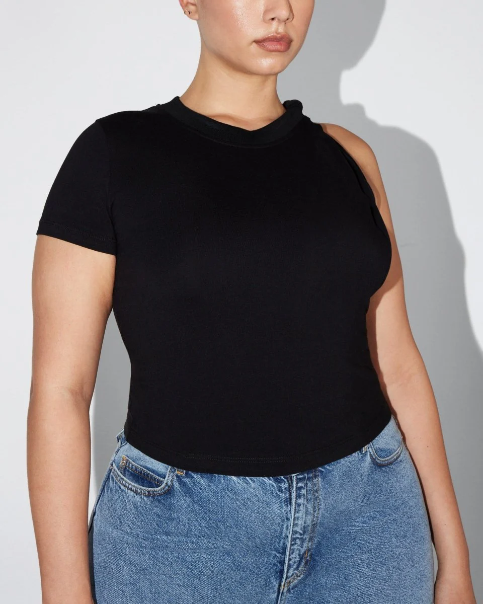 One Shoulder Twist Tee | Black - Image 11
