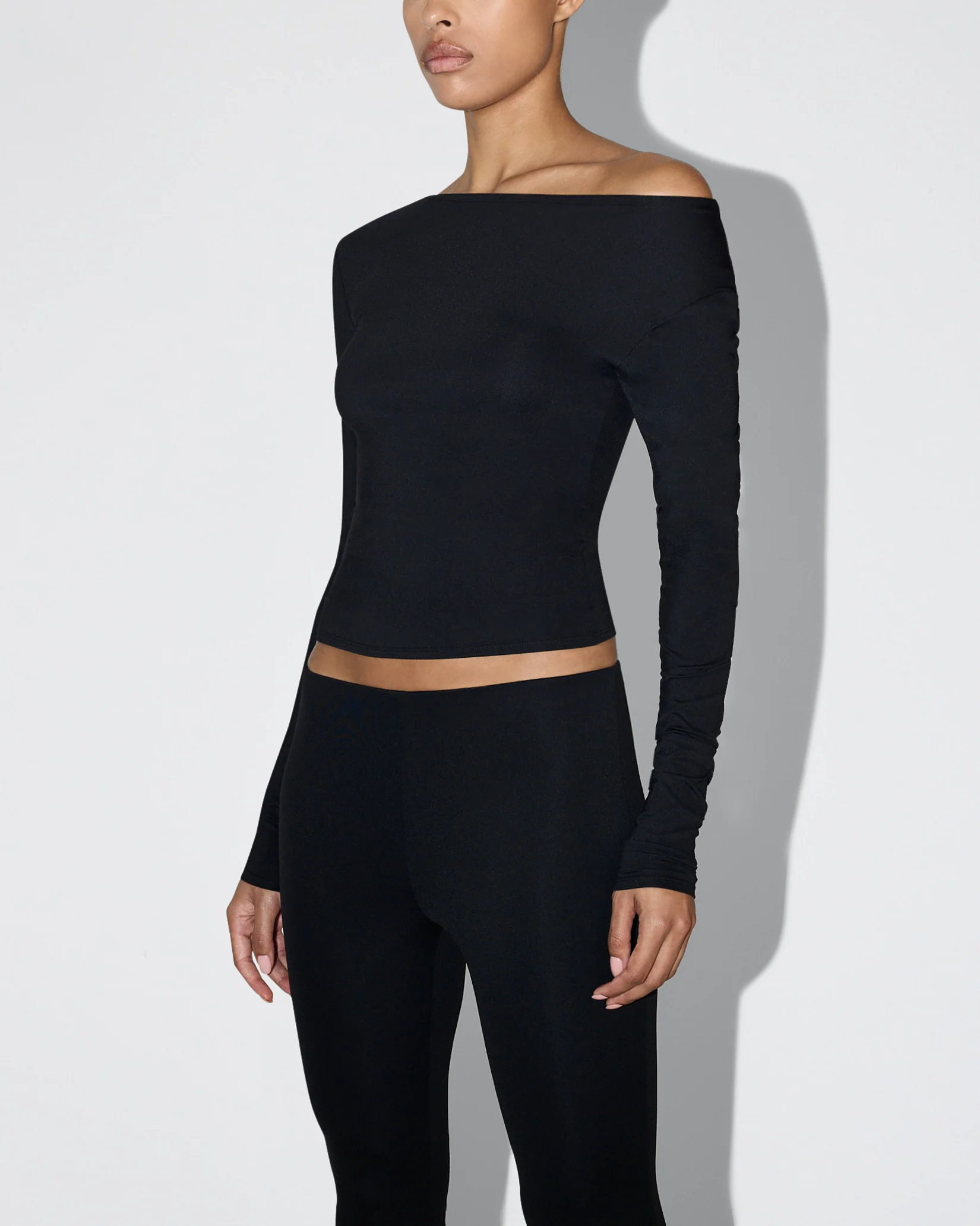Smooth Stretch Boat Neck Long Sleeve | Black - Image 3