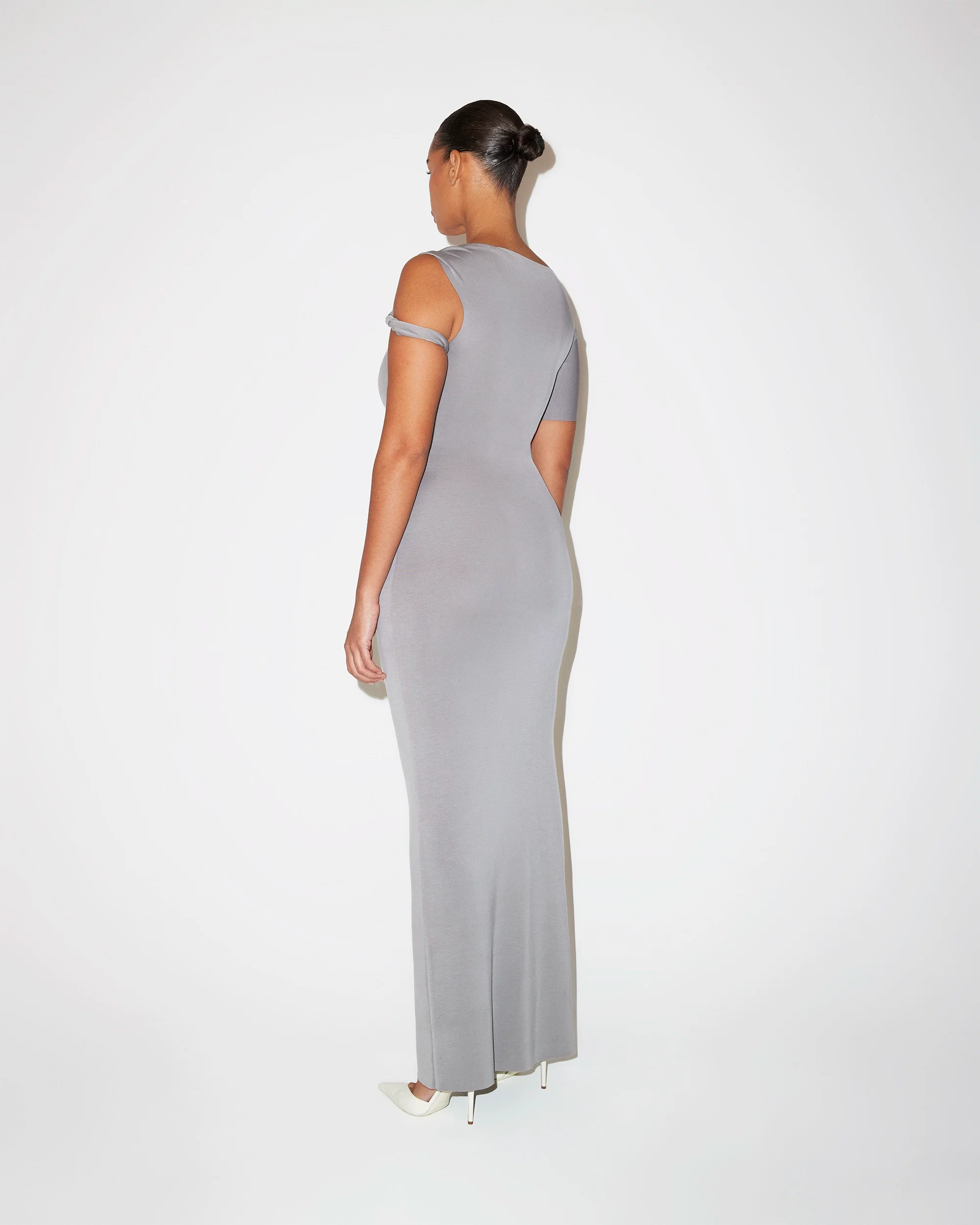 Sueded Stretch Twist Maxi Dress | Steel Grey - Image 4