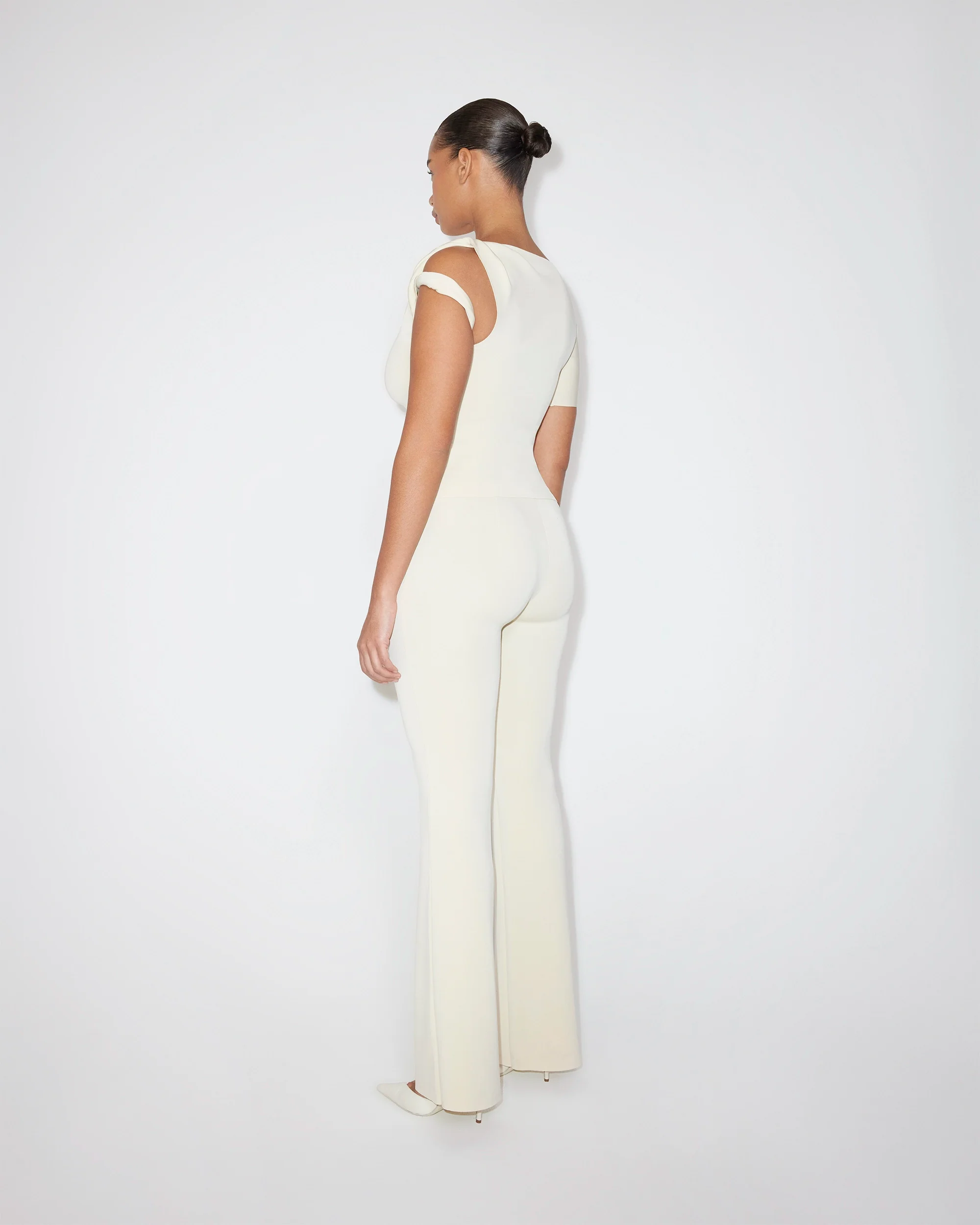 Sueded Stretch Twisted Top | Stone - Image 4